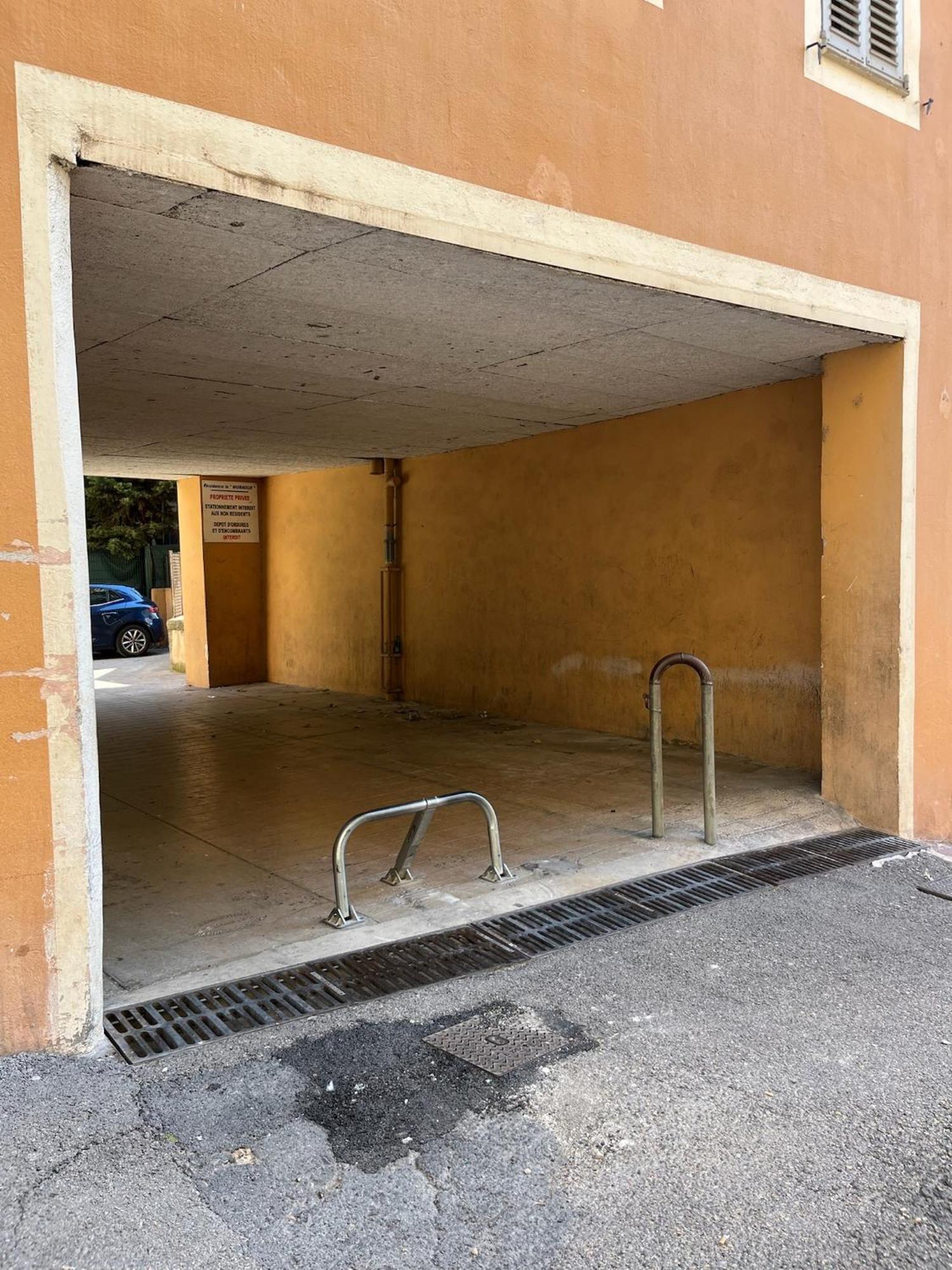 Appartement De Charme Au Coeur De Grasse Luaran gambar